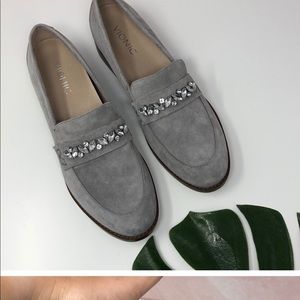 Vionic Gray Bedazzled Avvy Loafers 9 A2
